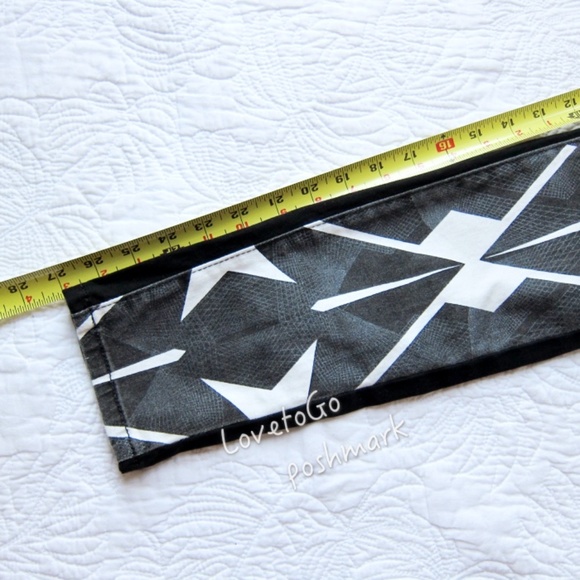 Ankle Skinny Black Jeans with geometric pattern - Picture 7 of 7